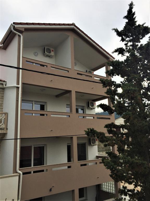 Apartmani Orhideja 拉布 外观 照片
