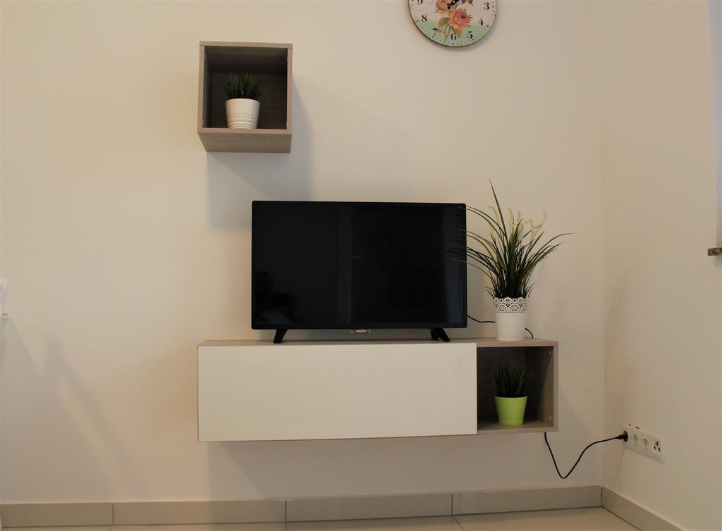 Apartmani Orhideja 拉布 外观 照片