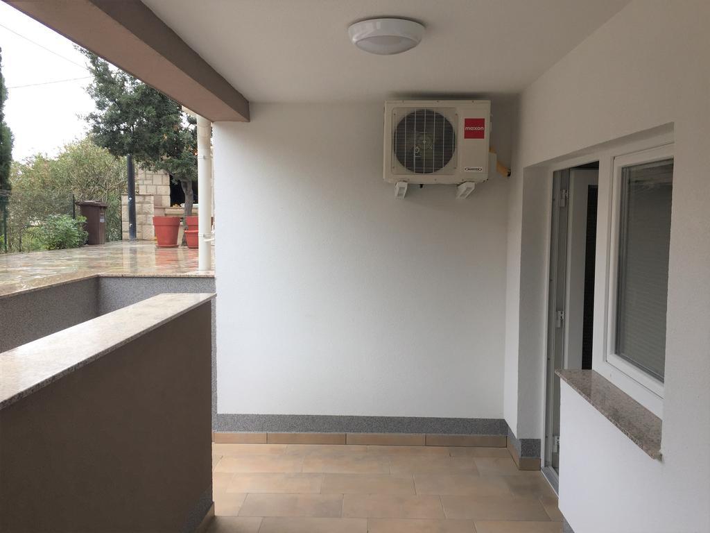 Apartmani Orhideja 拉布 外观 照片