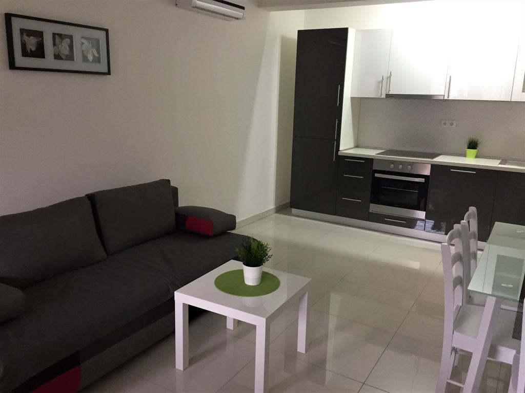 Apartmani Orhideja 拉布 外观 照片